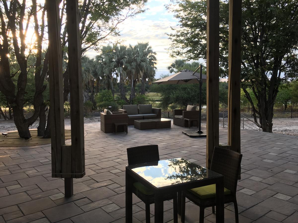 Cresta Maun Hotel Eksteriør bilde