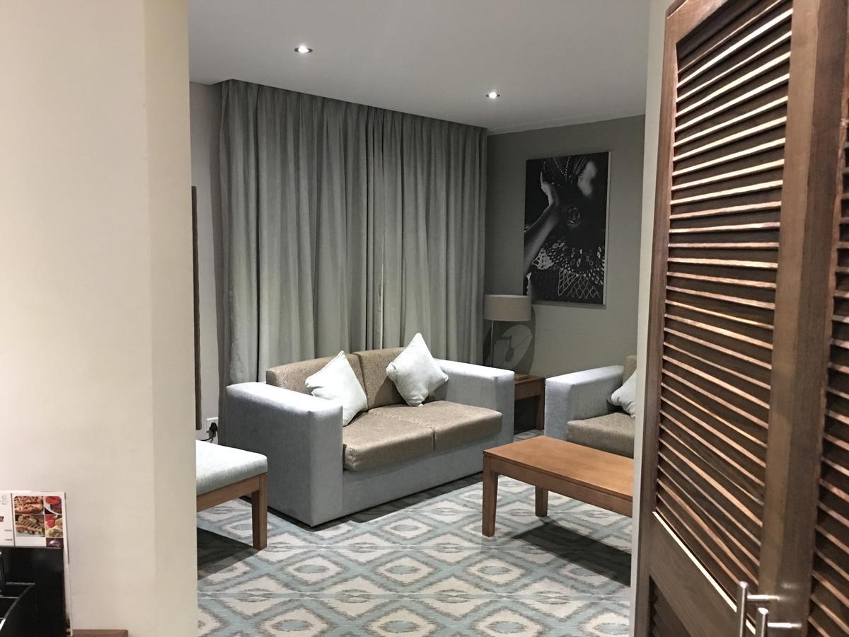 Cresta Maun Hotel Eksteriør bilde