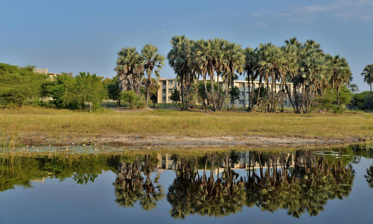 Cresta Maun Hotel Eksteriør bilde